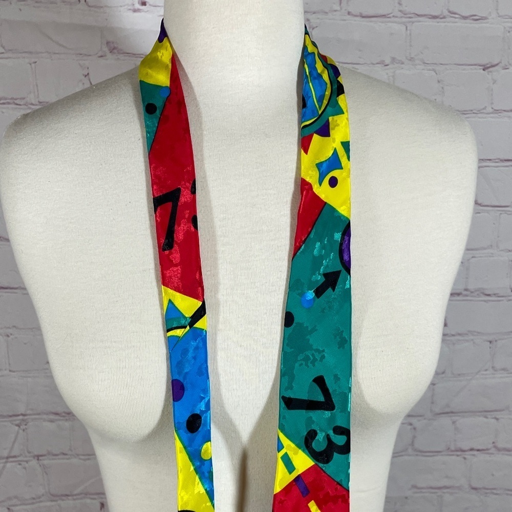 Vintage Policy Colorful Geometric Pattern Polyester Tie - Picture 3 of 5